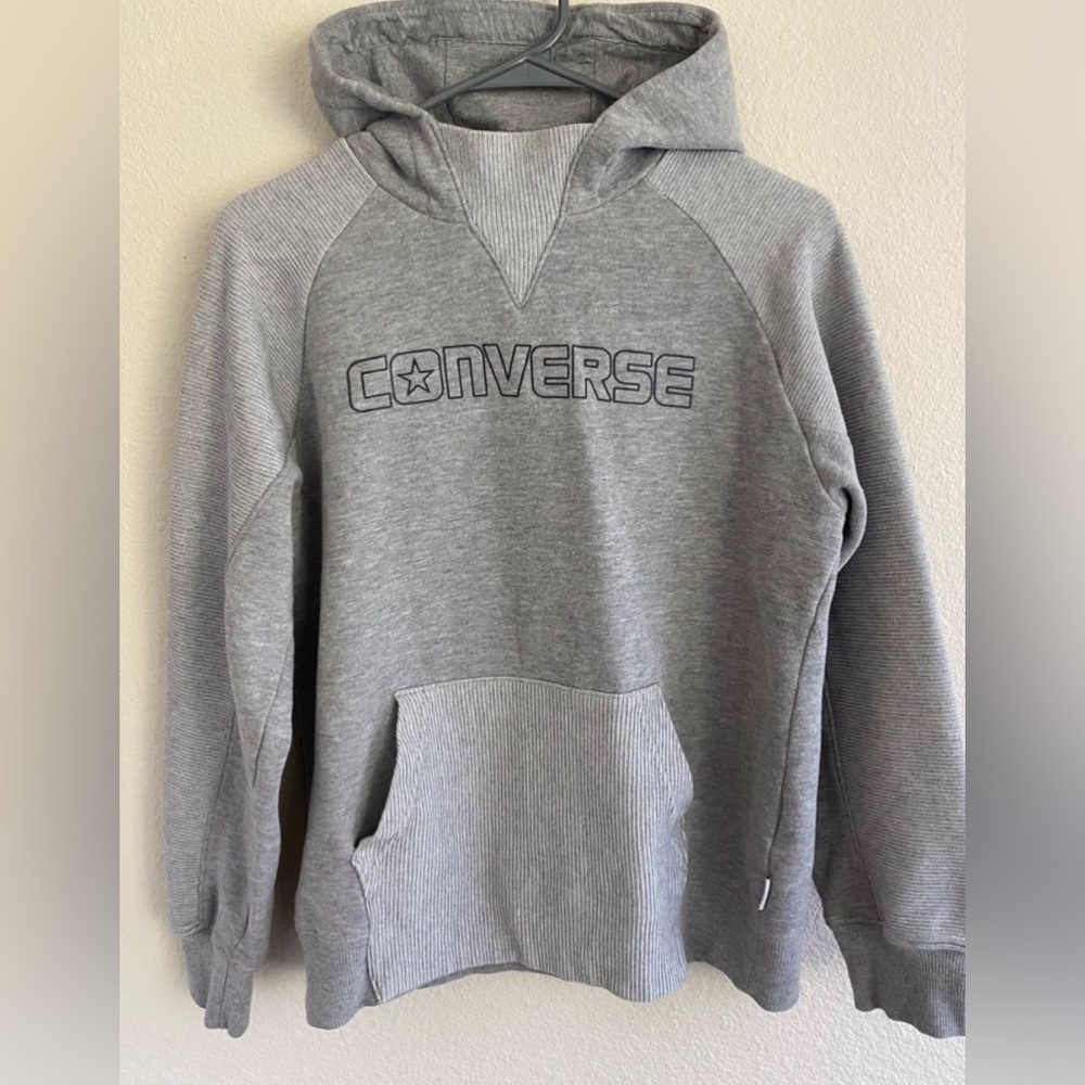 Converse Youth Hoodie Sweatshirt – Size XL (Ages 13–14)/ women’s Size XS, S